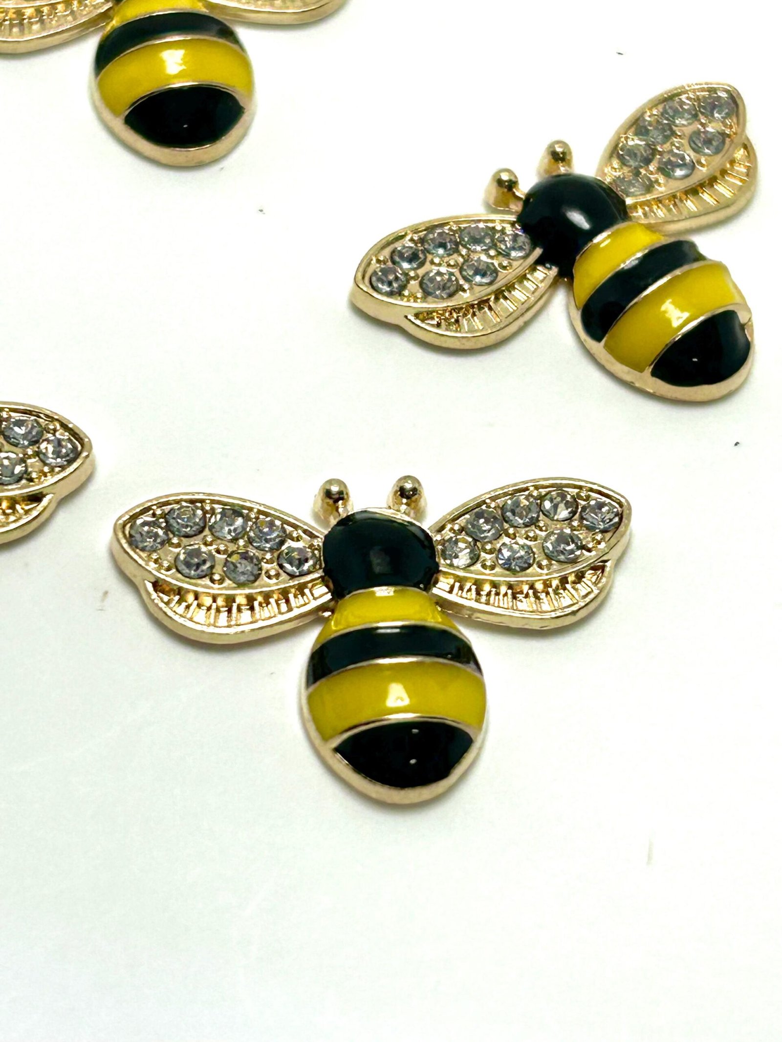 5 Honey Bee Flatbacks | enameled bees charms | hair bow centers | focal | fake baking | bow making | craft supplies | bugs | bee cabochons - Image 4